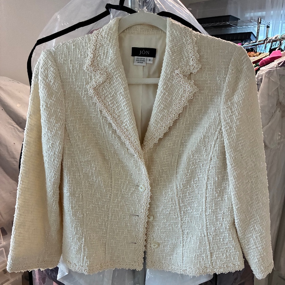 Vintage Winter White Textured/EmbroideredCotton Blazer Elegant by Jon (Korea)